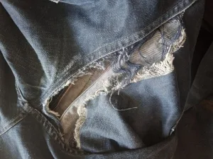réparation jean déchiré